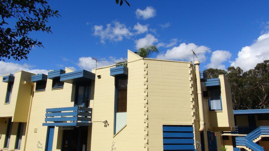 Pathfinder Motel Melbourne City Exterior foto